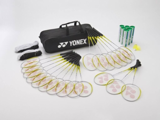 Yonex Badminton Klubb Pakke. 20 racketer/36 baller/ 2 nett og bag ...
